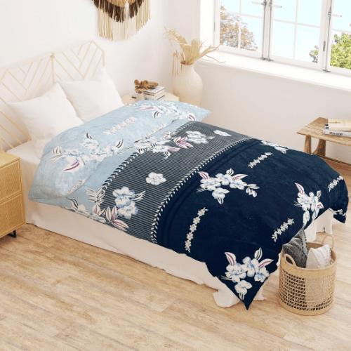 Winter Microfiber Flannel Reversible Double Bed Printed AC Comforter (Blue) 10